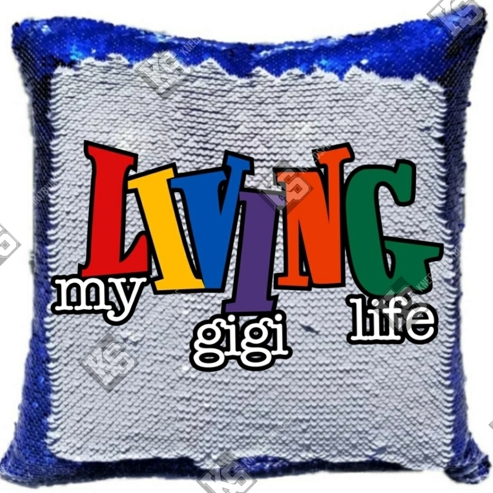 Living My Best Life Tee - Picture 9 of 9